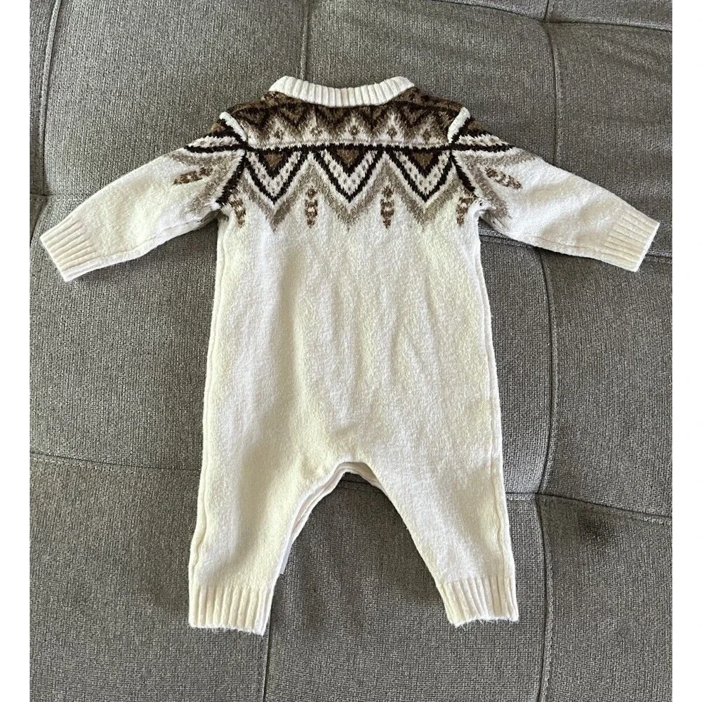Old Navy So Soft Size 0-3 Months One Piece Knit Sweater Feel